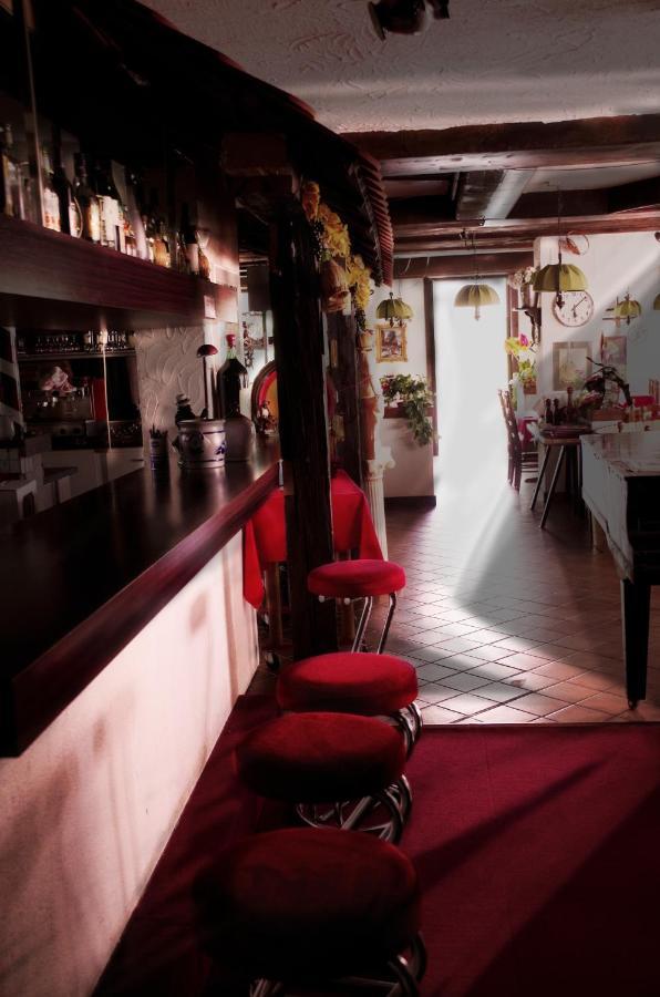 Guest House Pizzeria Pazza Da Gianni Stein Am Rhein Exterior foto